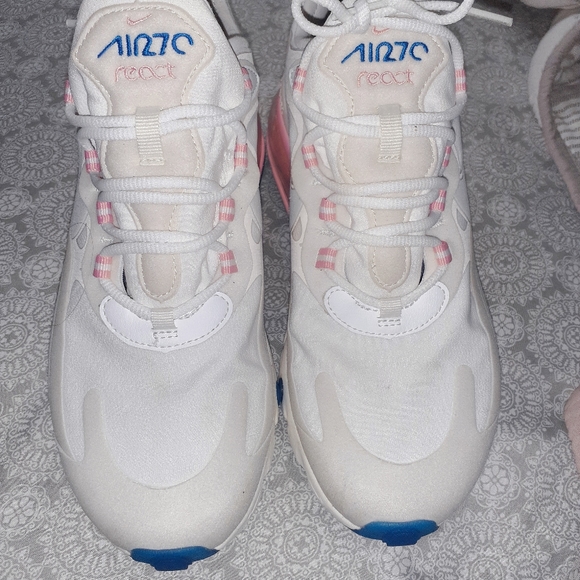 Air 270 React Nike - Picture 3 of 4